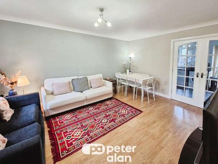 Orangery Walk, Newport, NP10 - Photo 2