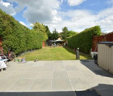 4 bedroom semi-detached house to rent - Photo 2