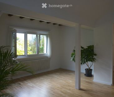2.5 Zimmer Wohnung in 2 Familien Haus in ruhiger Lage. - Photo 1