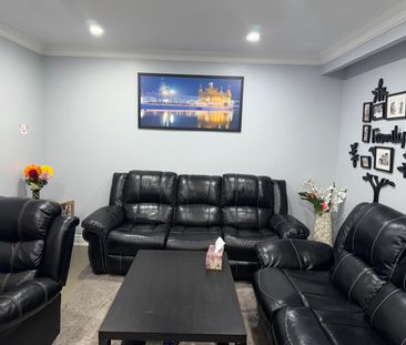 For Lease - 72 Rotherglen Court, Brampton, Ontario - Photo 6