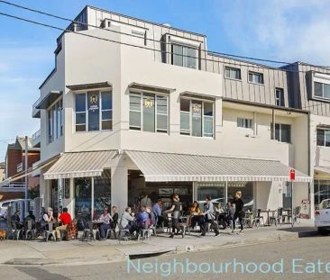 “Three Bedroom Coastal Living” - Photo 5