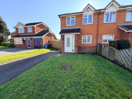 3 bedroom semi-detached house to rent - Photo 4