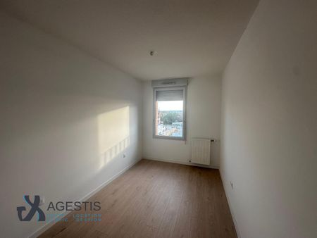 APPARTEMENT T3 64M - Photo 5