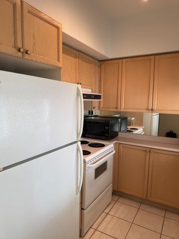 For Lease - 909 Bay Street Unit# 1805, Toronto, Ontario - Photo 3