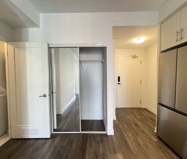 For Lease - 105 Oneida Crescent Unit# 1205, Richmond Hill, Ontario - Photo 3