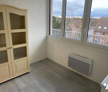 Seclin, studio 30 m 2 avec cuisine séparée, résidence Philippe de G... - Photo 3