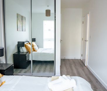 2 Bed Flat, Gweal Avenue, RG2 - Photo 5