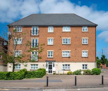 Estella Close Studio 3 - Photo 1