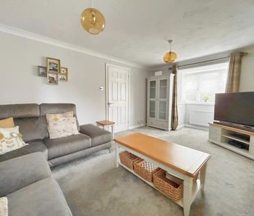 4 bedroom detached house to rent - Photo 1