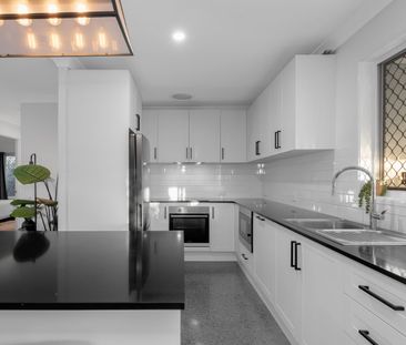 15 Victory Drive, Mudgeeraba, Qld 4213 - Photo 1