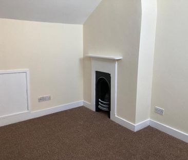 3 bedroom detached house to rent - Photo 4