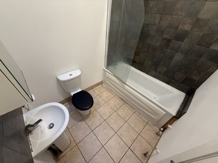 Plungington Road, PRESTON, Lancashire PR1 7RB - Photo 4