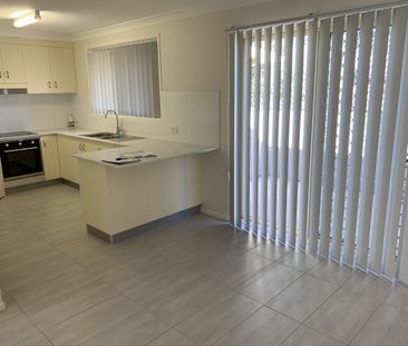 2/37 Piper Street, Tamworth - Photo 1