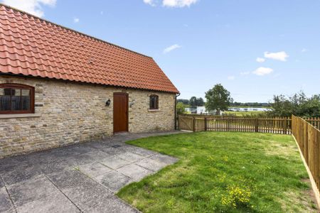 2 Bedroom, Barn Conversion in Rural Location - Photo 3