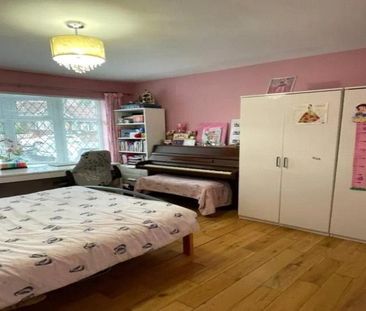 5 bedroom semi-detached house to rent - Photo 4