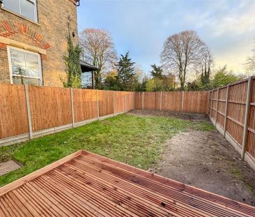 2 bedroom terraced bungalow to rent - Photo 3