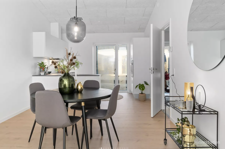 Hyggeligt rækkehus med lille have - Foto 3