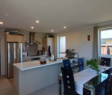 Standalone Two Bedroom Home - Photo 4