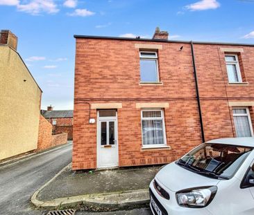 2 bedroom terraced house to rent - Photo 1