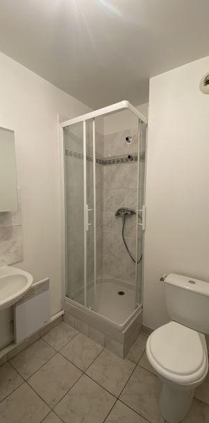 Appartement F1 + parking en sous-sol - Photo 1