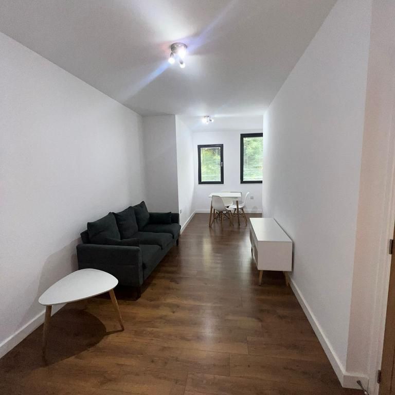 2 bedroom apartment to rent - Photo 1