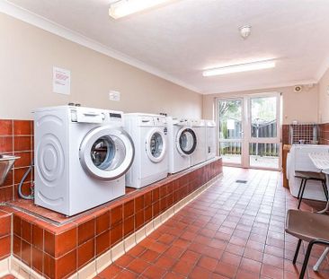 1 bedroom retirement property to rent - Photo 4