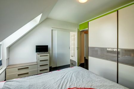 Maisonette apartment with 2 bathrooms and roof terrace - Photo 5