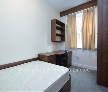 6 Bedroom Lets in Leeds - Photo 6