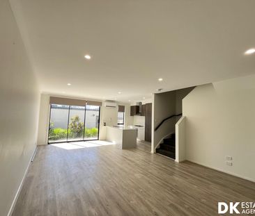 Near New 4 Bedroom House - Photo 1