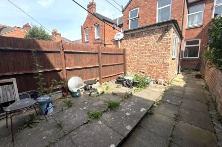 St. Leonards Road, Clarendon Park, Leicester, LE2 - Photo 2