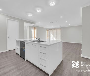 Modern Family Living in the Heart of Mount Atkinson Estate - Photo 5