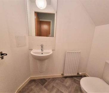 2 bedroom terraced house to rent - Photo 5
