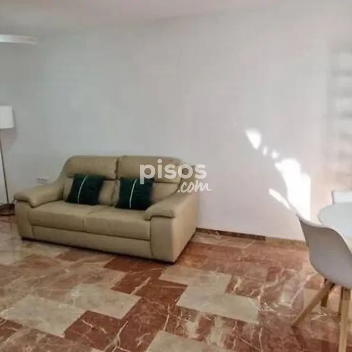 Piso en alquiler en Centro - Photo 1