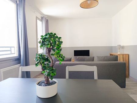 Location Appartement 2 pièces 39m² NARBONNE 11100 - Photo 2