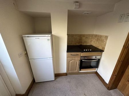 1 bedroom flat to rent - Photo 2