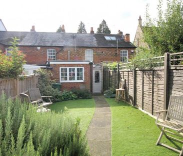 2 bedroom terraced house to rent - Photo 5