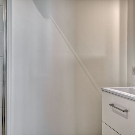 SCHUMAN Roommate 3 Bedrooms at Le Bouscat - Photo 3