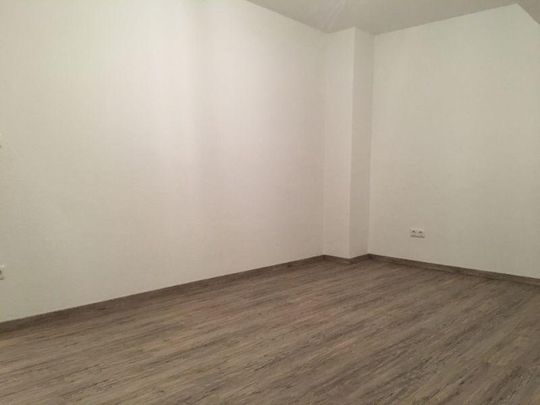 *** Gemütliche DG-Wohnung in grüner Lage! *** - Photo 1