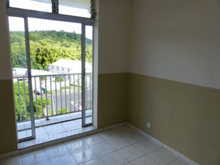 Location Appartement 71.94m² 3 pièces Fort de france - Photo 2