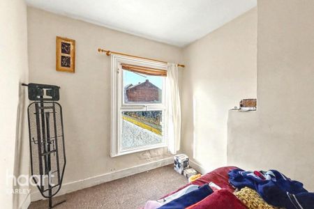 2 bedroom terraced house to rent - Photo 3