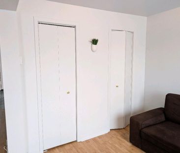 Grand 3.5 + bureau - Secteur Desjardins Levis - Photo 4