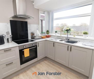 2 Bedroom Bungalow - Semi Detached - Photo 6