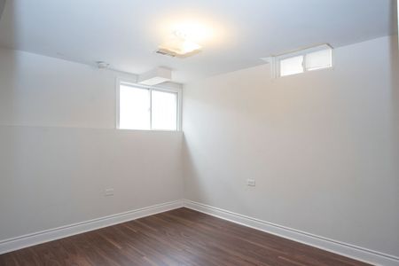 For Lease - 14 Mandel Crescent Unit# #basement, Richmond Hill, Ontario - Photo 3