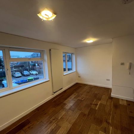 Town Centre 0 bedroom studio to rent - Photo 1