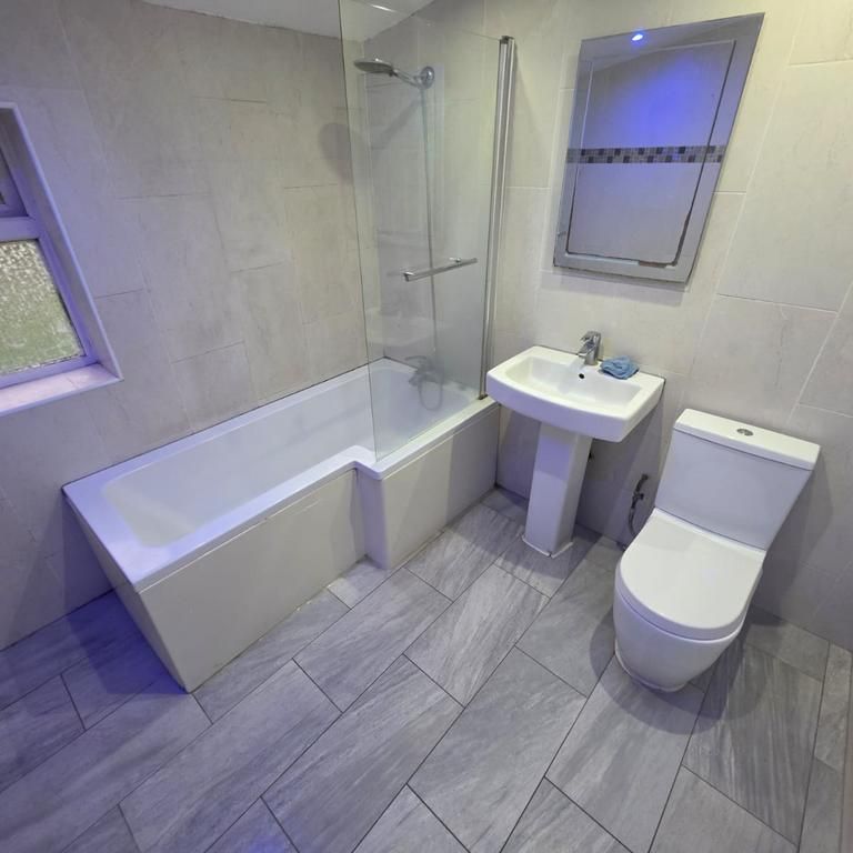 3 bedroom terraced house to rent - Photo 1