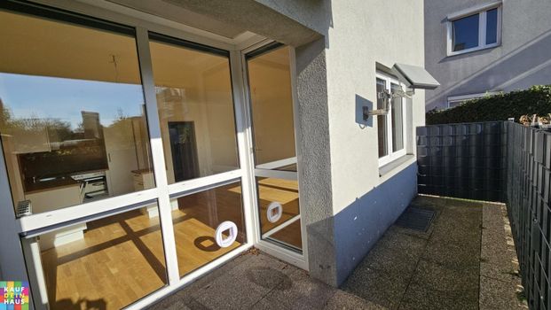 2 Zimmerwohnung mit kleiner Terrasse in ruhiger Lage mit Top Verkehrsanbindung - Photo 1