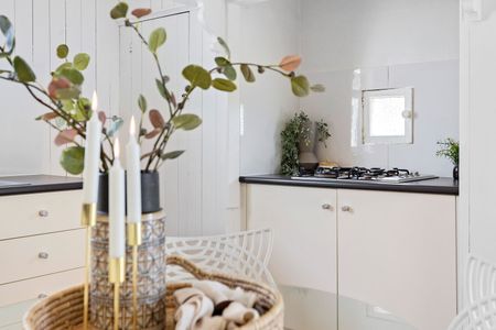 Cute as a Button! - Photo 4