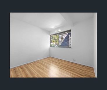 Renovated Family Home With City Views! - Photo 1