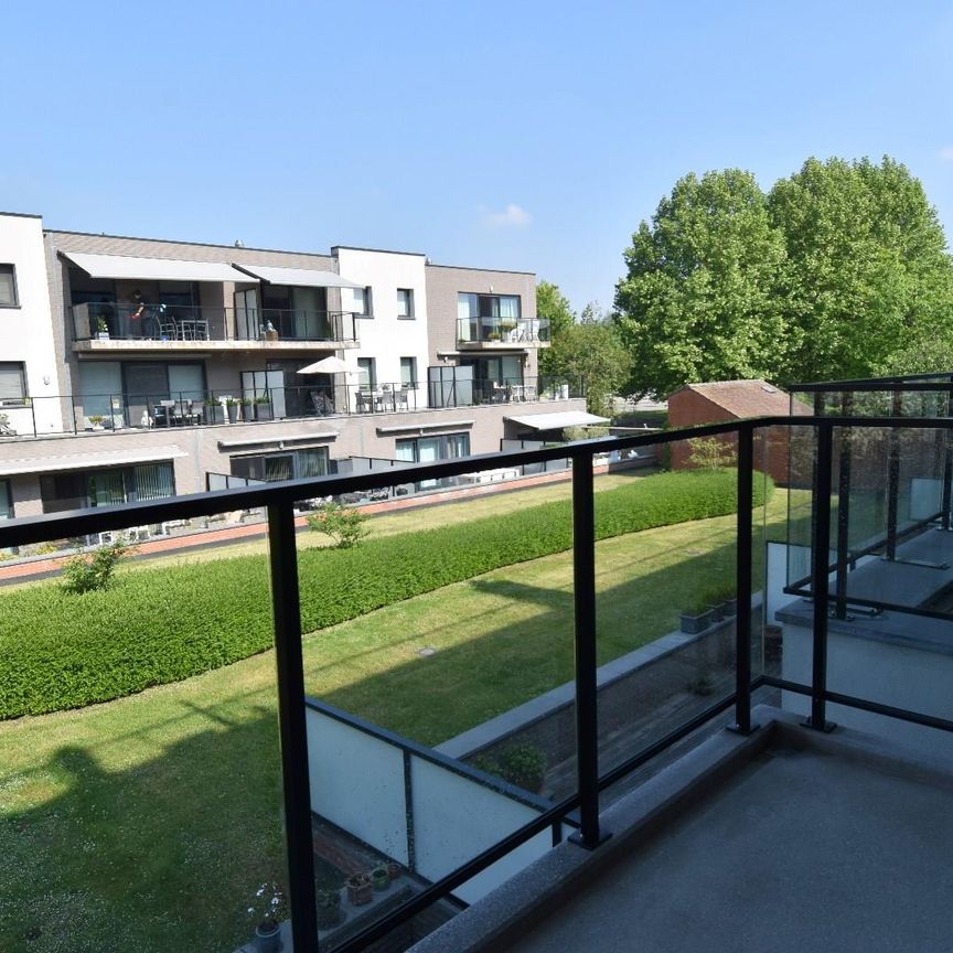 Appartement met 2 slaapkamers in het hartje van Gullegem - Photo 1