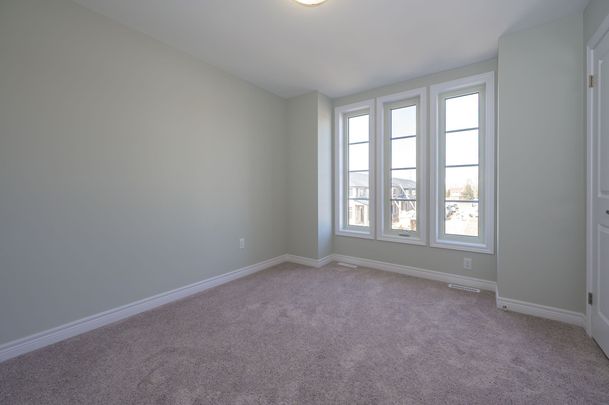 For Lease - 3650 SOUTHBRIDGE Avenue, London South, Ontario - Photo 1